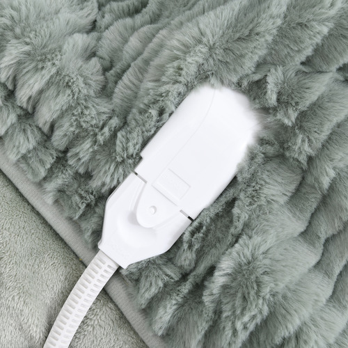 Sage Eyelash Fleece Reversible Heated Throw
