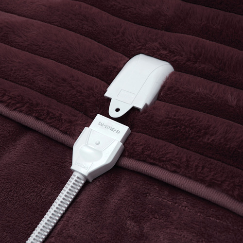 Chunky-Faux-Fur-Heated-Throw