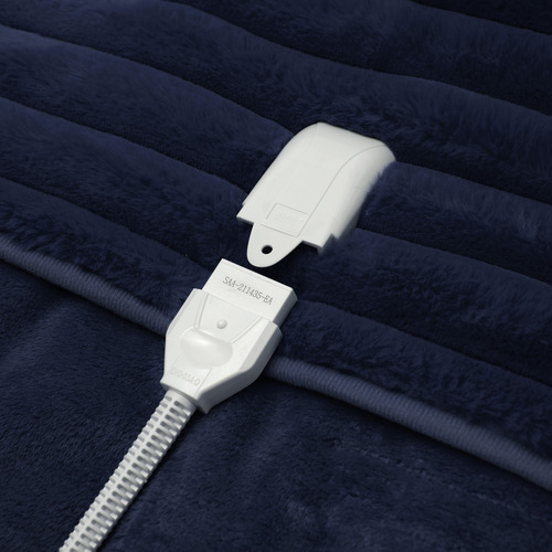 Chunky-Faux-Fur-Heated-Throw