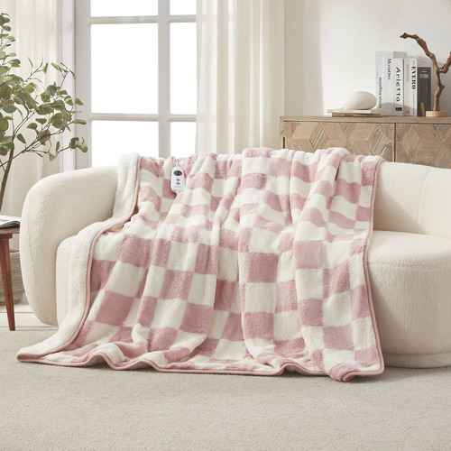 Checkered-Faux-Fur-Heated-Throw