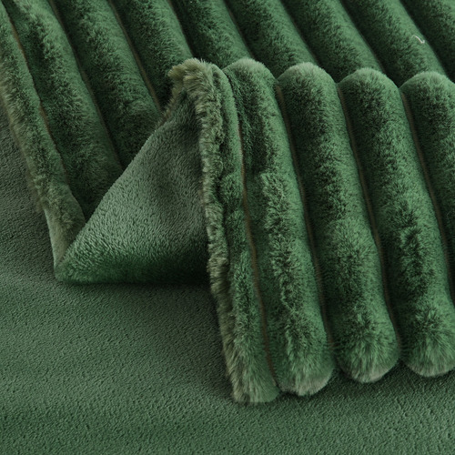 Chunky Embossed Fleece Throw