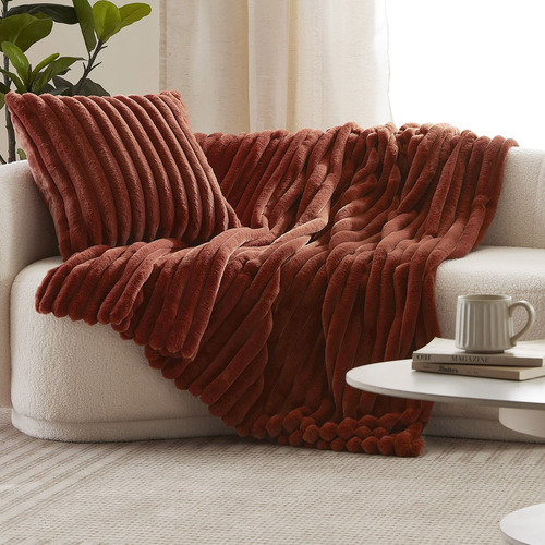Chunky Embossed Fleece Throw