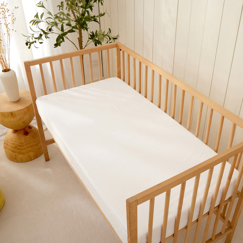 Soft-Touch-Waterproof-Cot-Fitted-Sheet