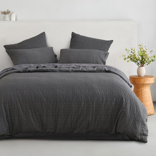 Daphne Seersucker Quilt Cover Set