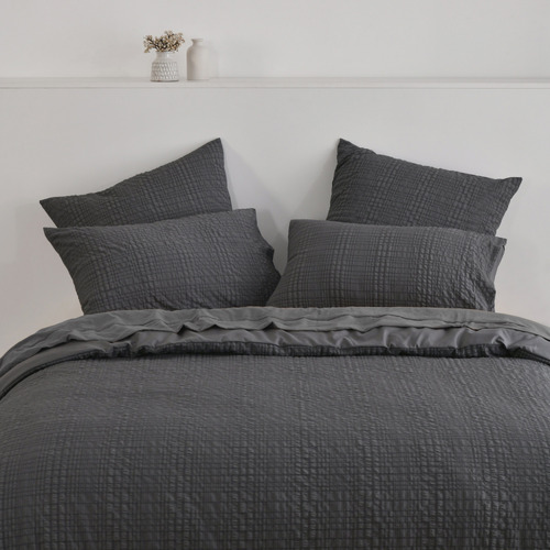 Daphne Seersucker Quilt Cover Set