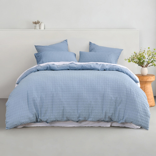 Iris Jacquard Quilt Cover Set