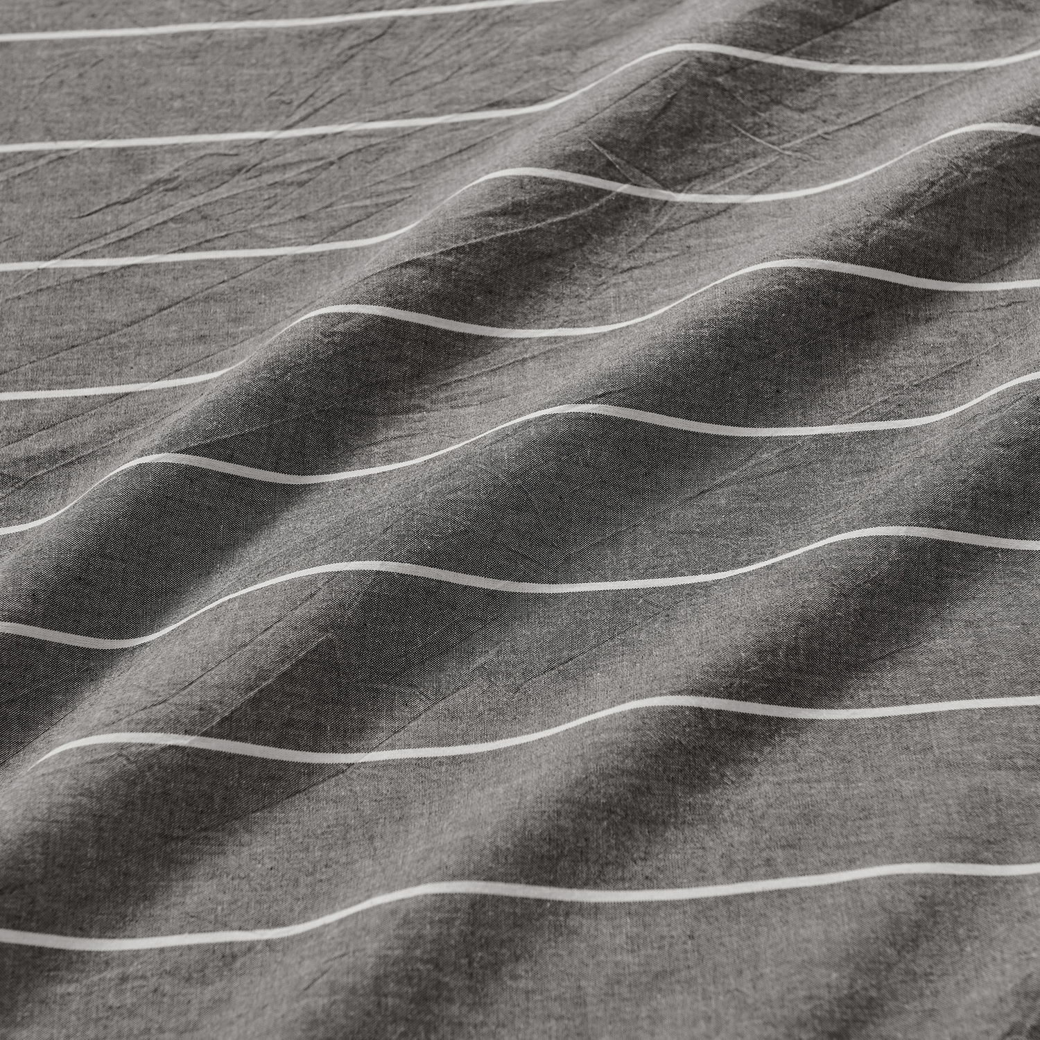 Graphite & White Zinnia Washed Cotton Reversible Quilt Cover Set