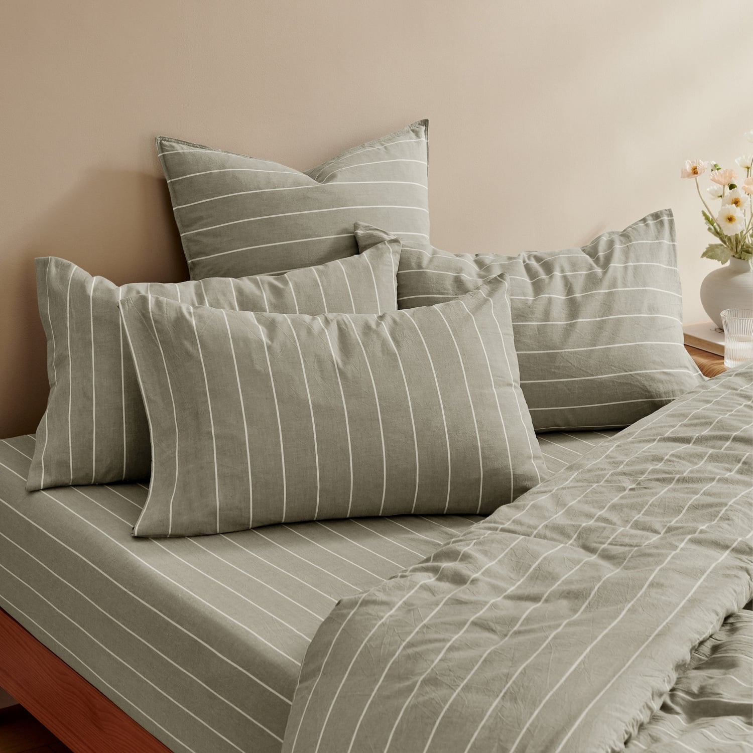 Olive & White Zinnia Washed Cotton Reversible Quilt Cover Set