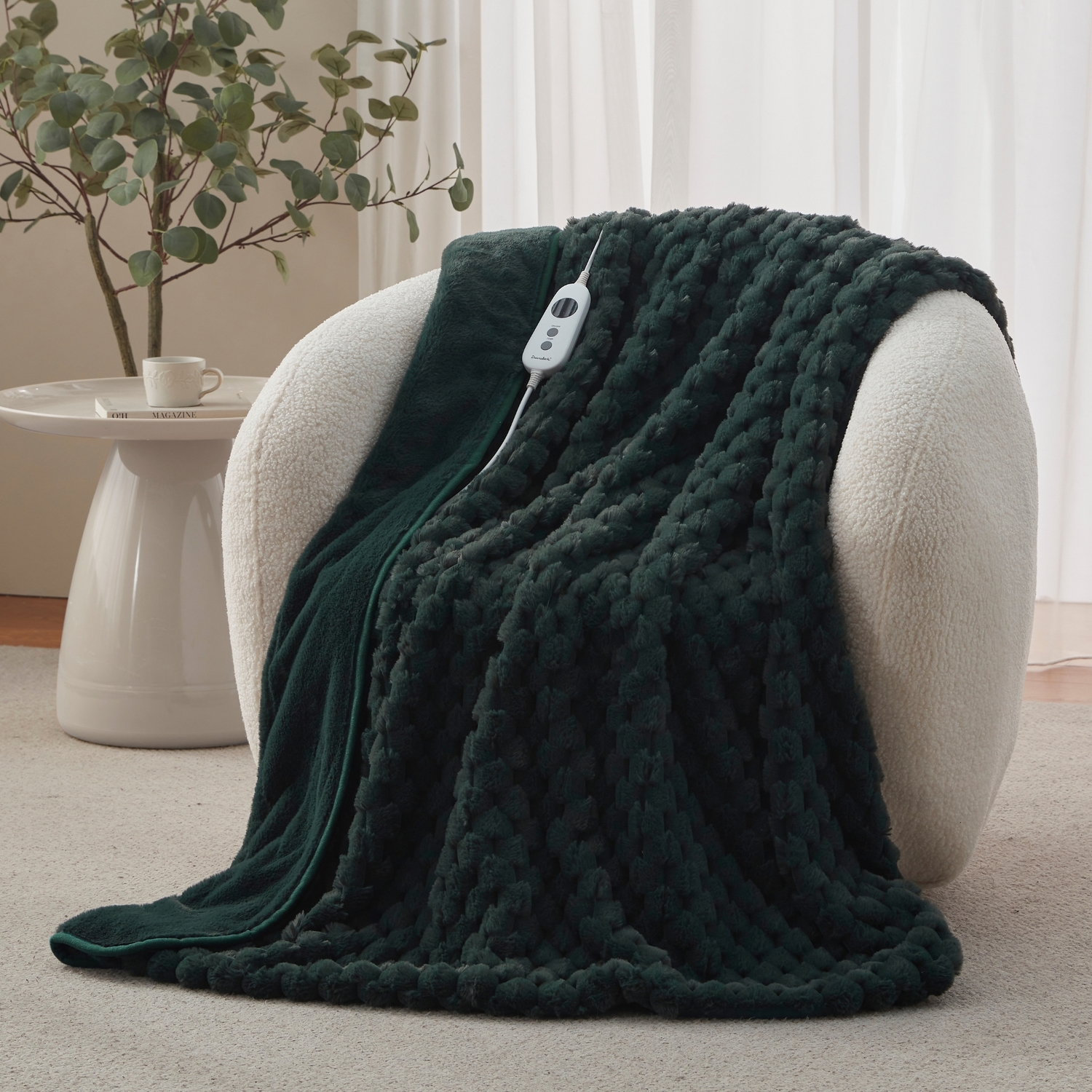 Melisande Faux Fur Heated Throw