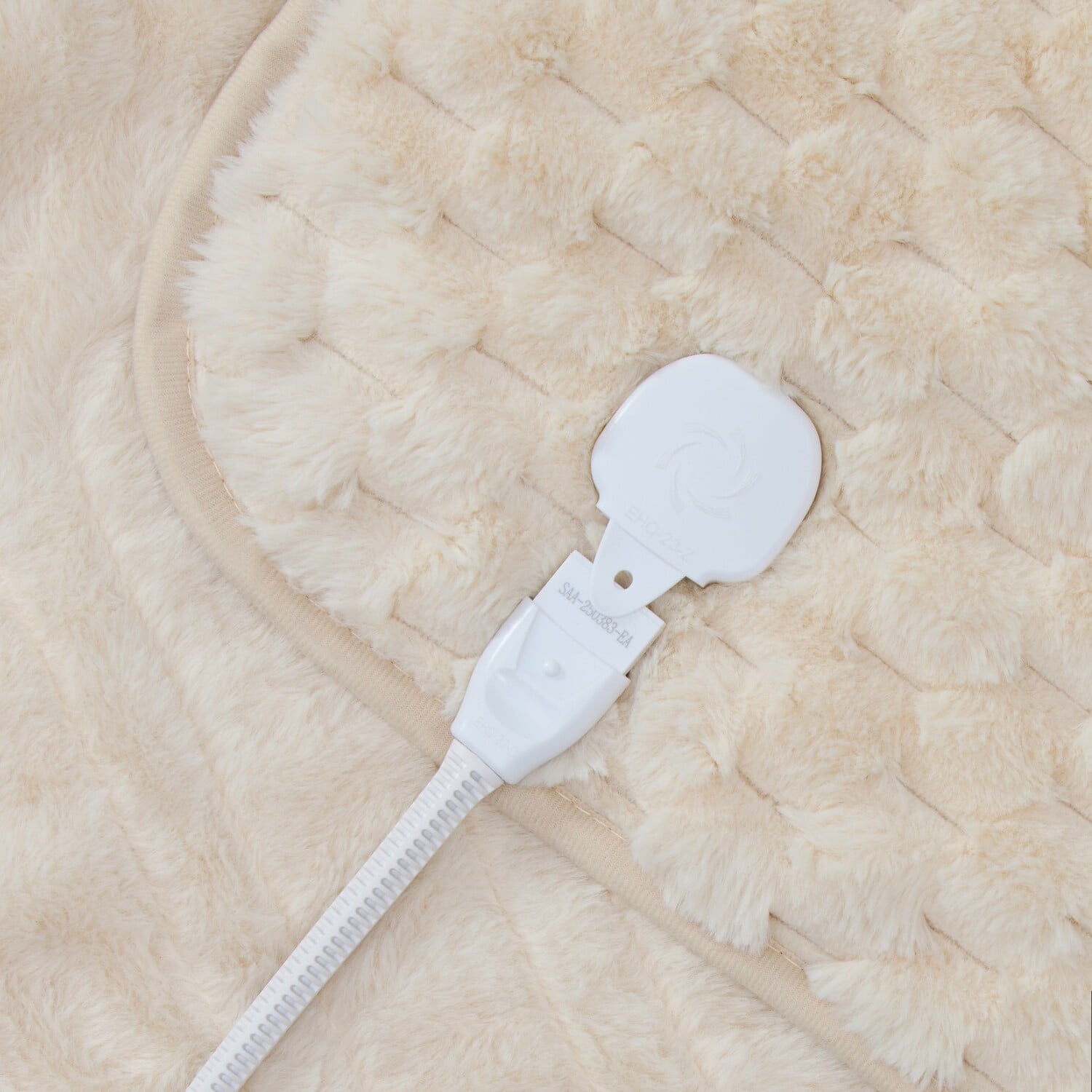 Melisande Faux Fur Heated Throw