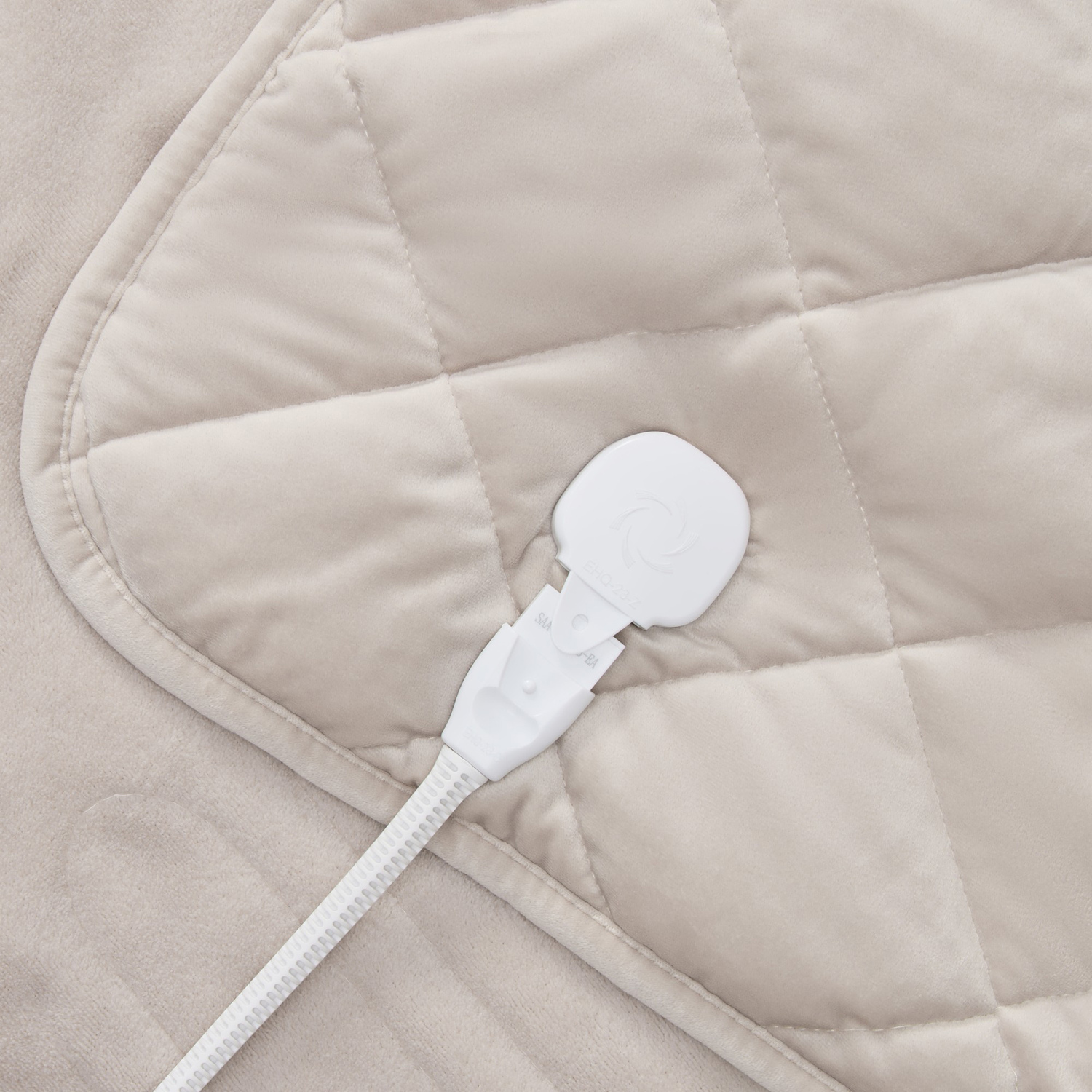 Horace French Velvet & Fleece Heated Throw