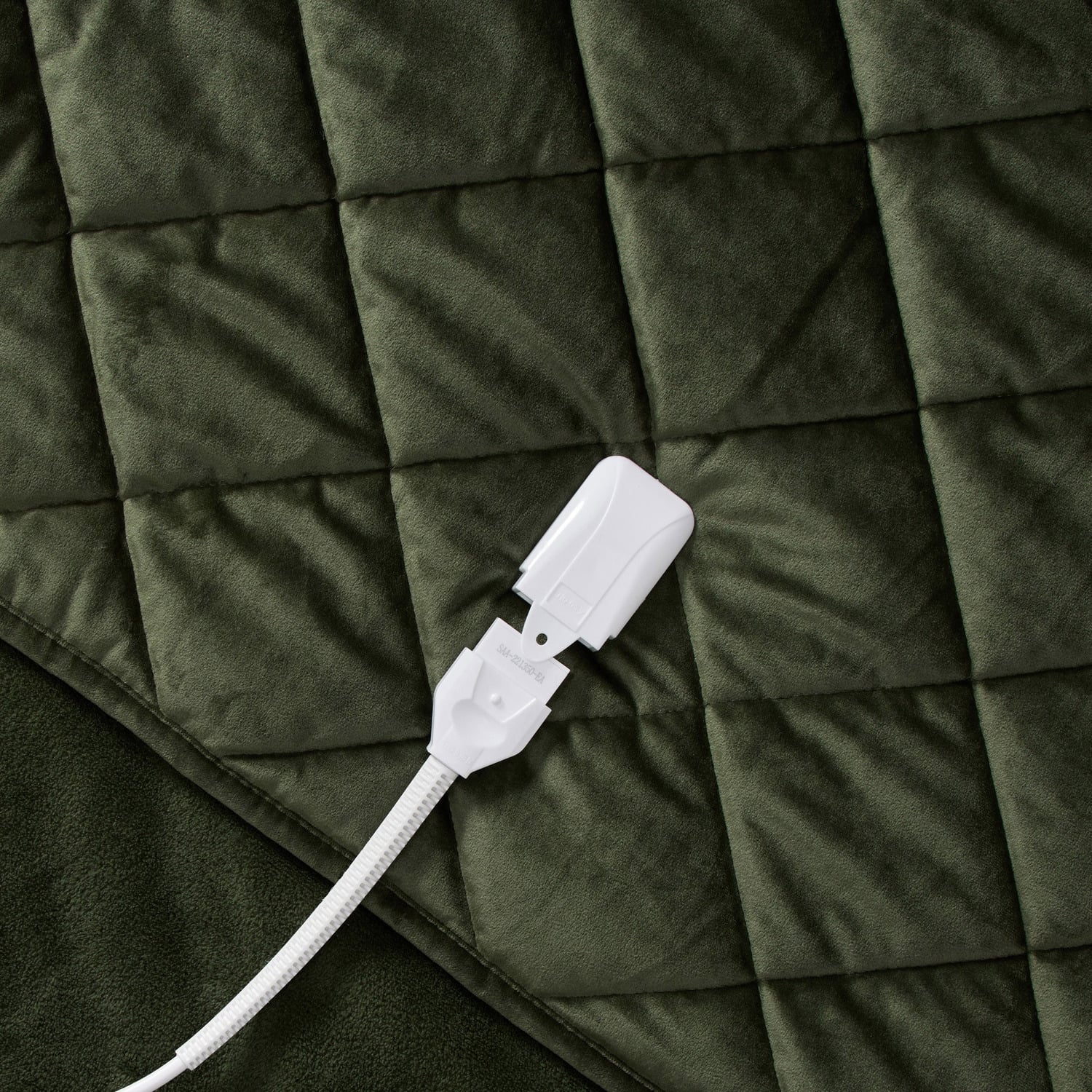 Horace French Velvet & Fleece Heated Throw