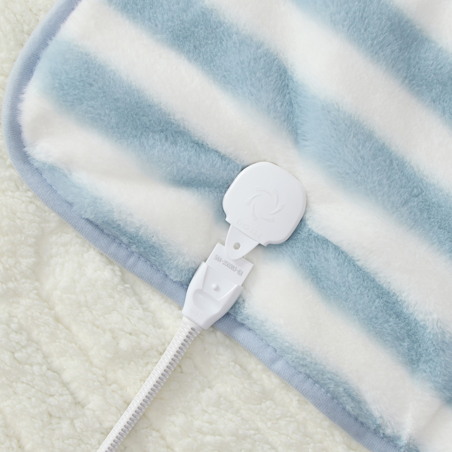Seraph Fleece & Sherpa Heated Throw