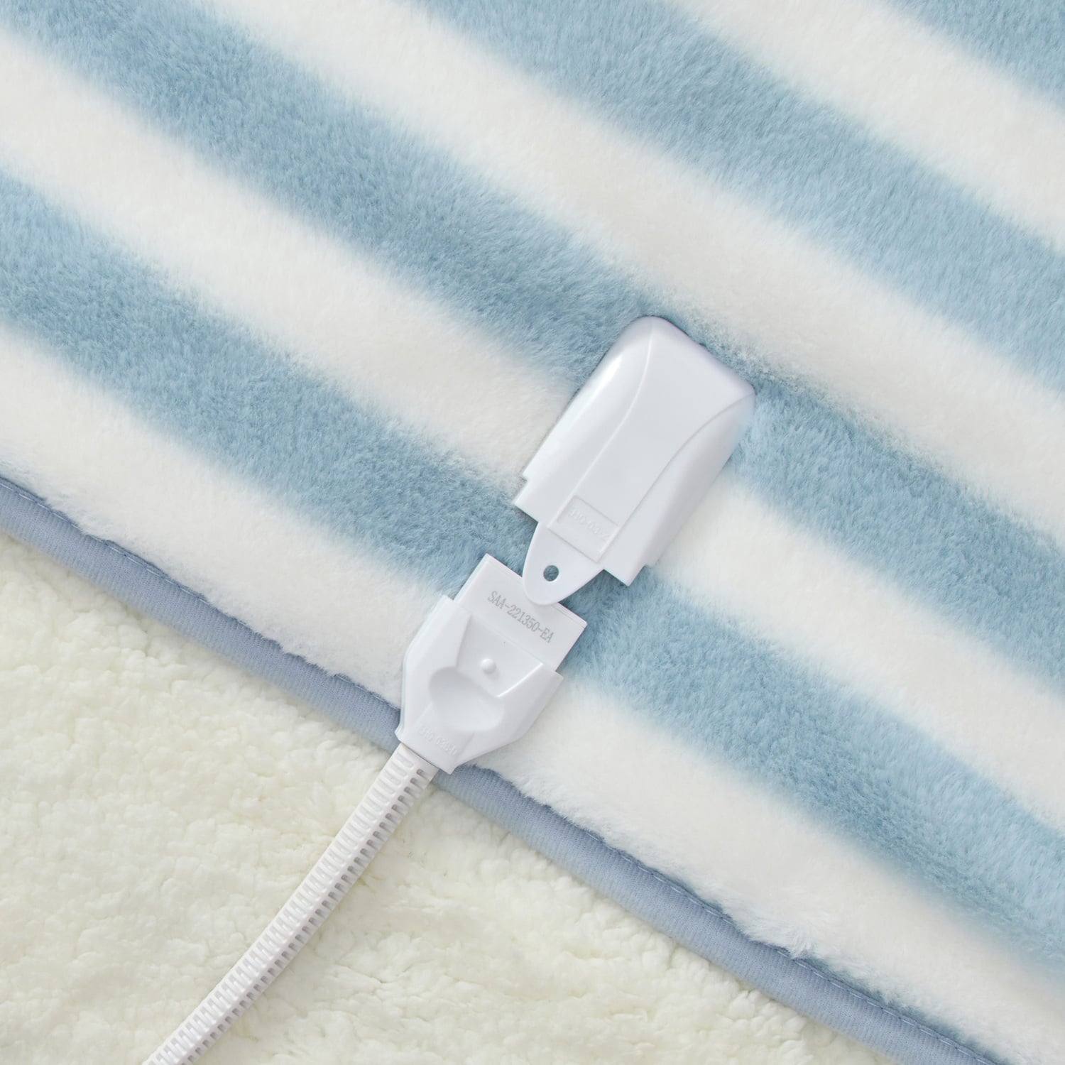 Seraph Fleece & Sherpa Heated Throw