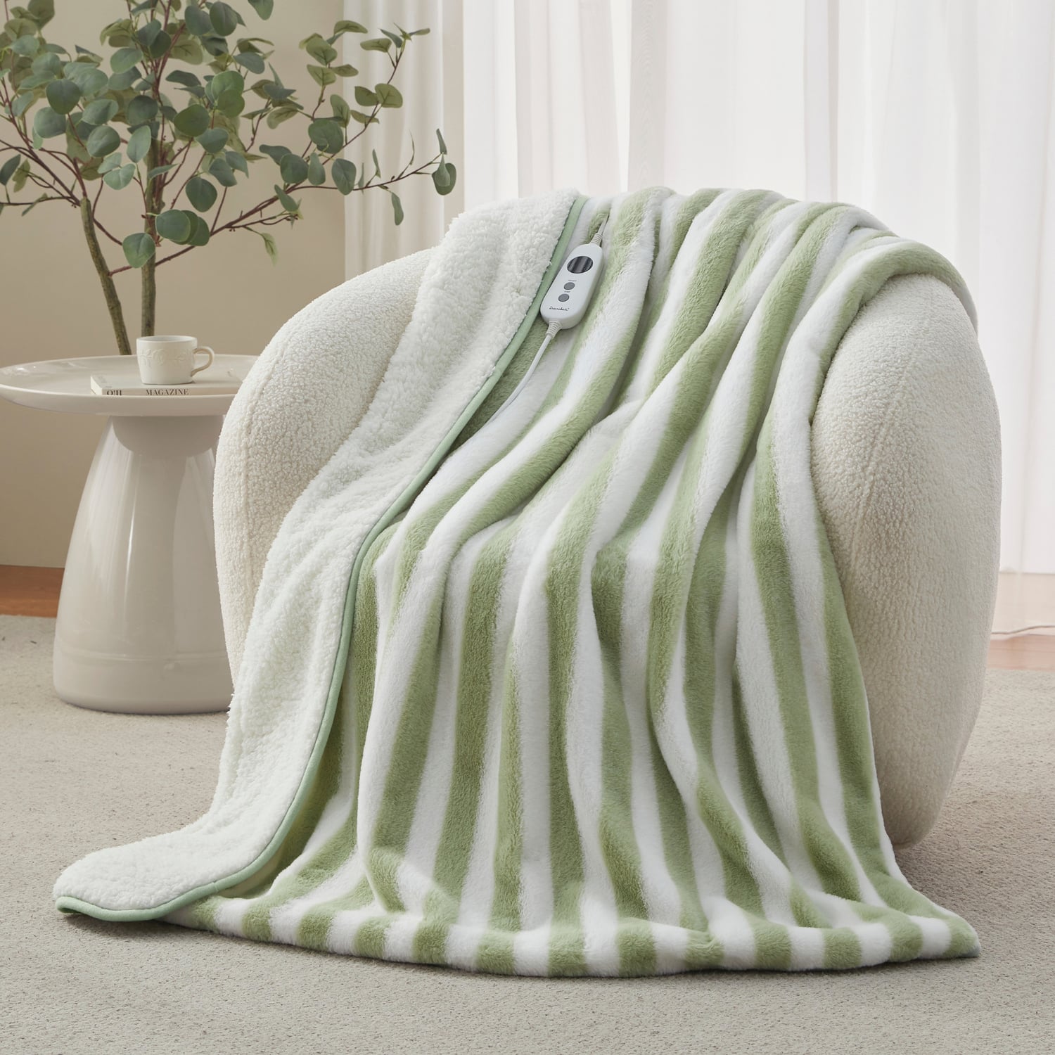 Seraph Fleece & Sherpa Heated Throw