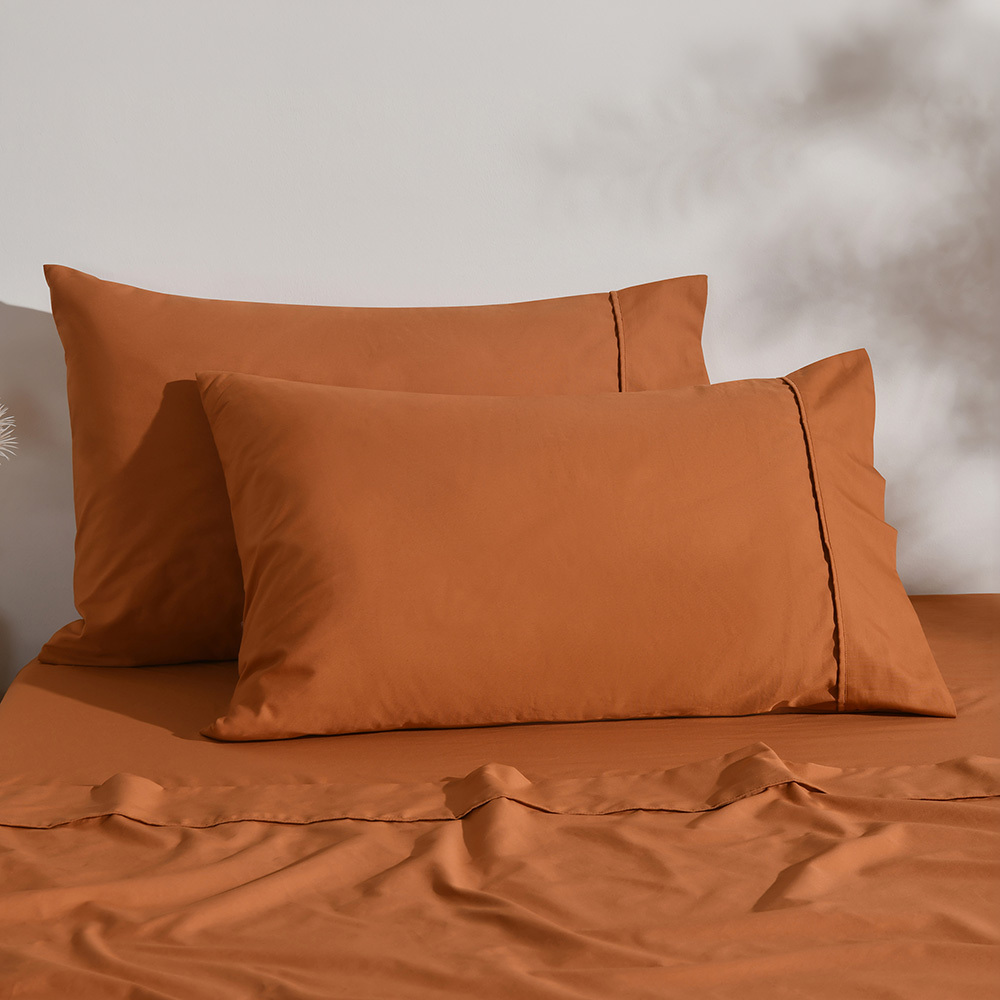 Dreamaker Cotton-Blend Pillowcases
