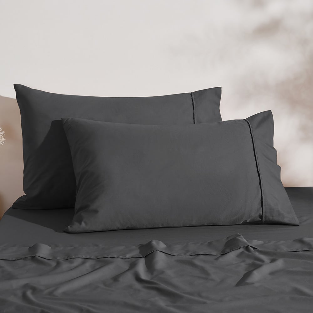 Dreamaker Cotton-Blend Pillowcases