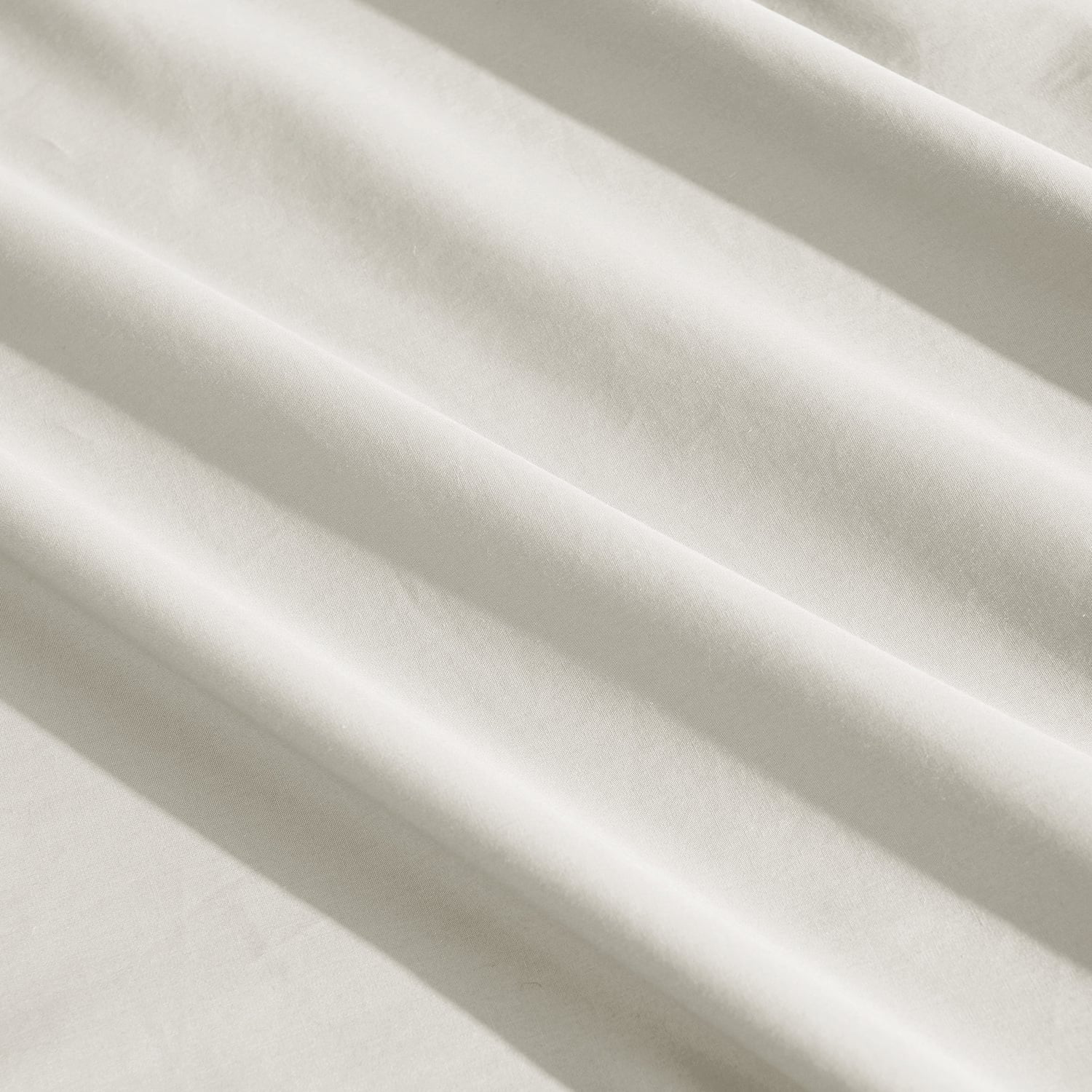 Dreamaker Cotton-Blend Fitted Sheet Set