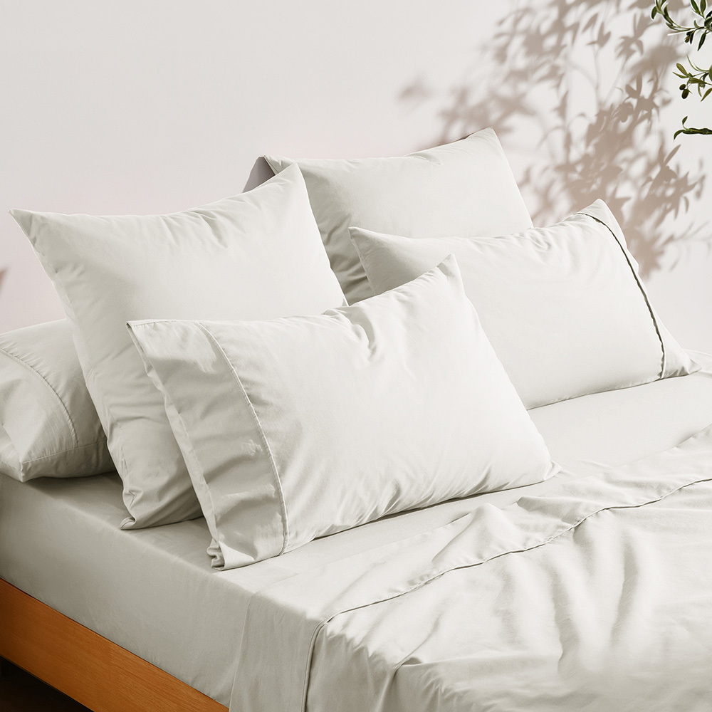 Dreamaker Cotton-Blend Pillowcases