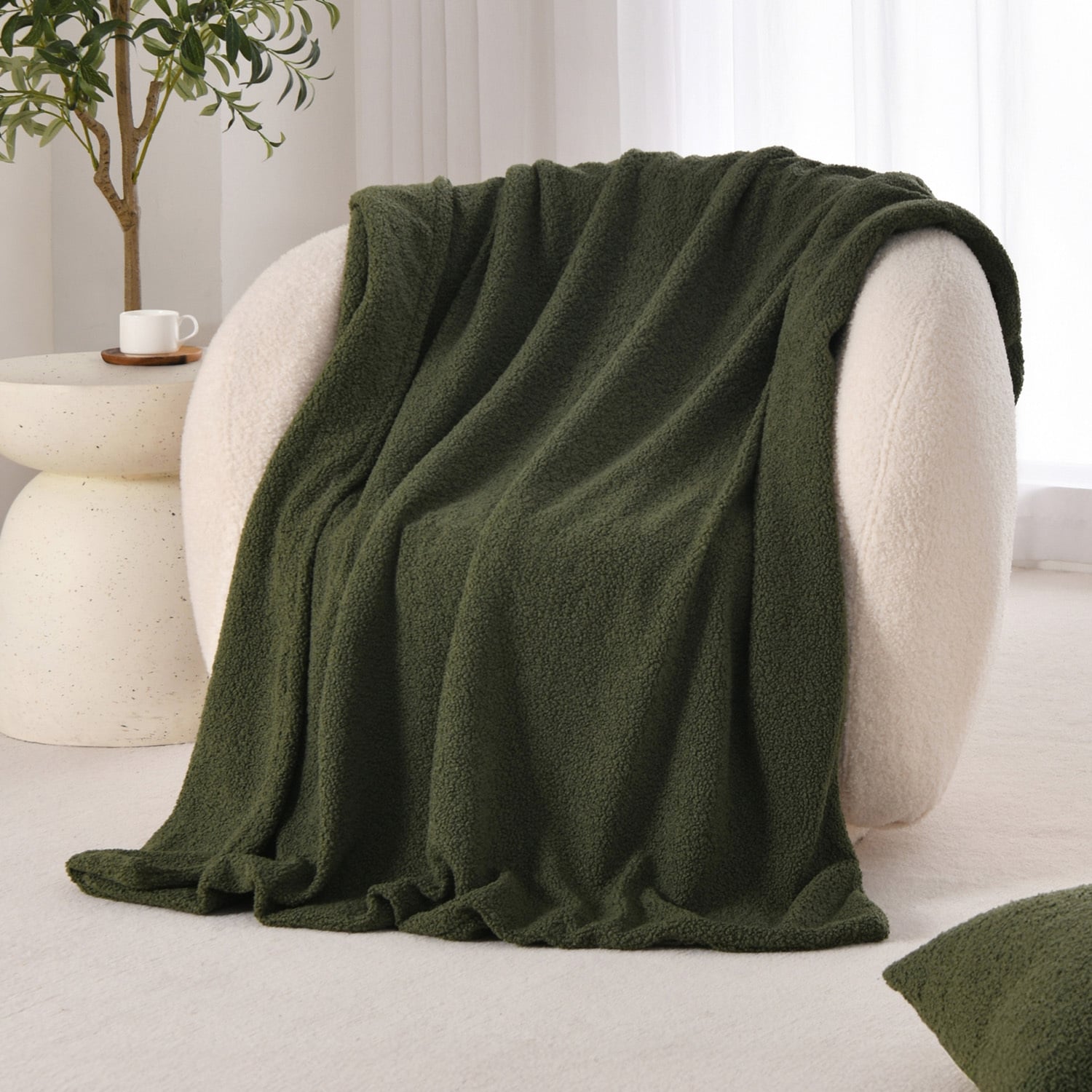 Skye Teddy Fleece Double-Sided Throw
