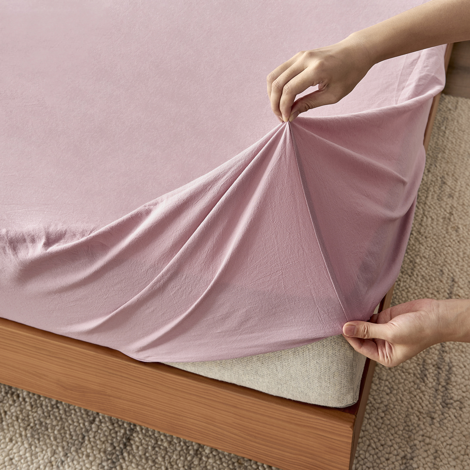 Carmine Cotton Fitted Sheet Set