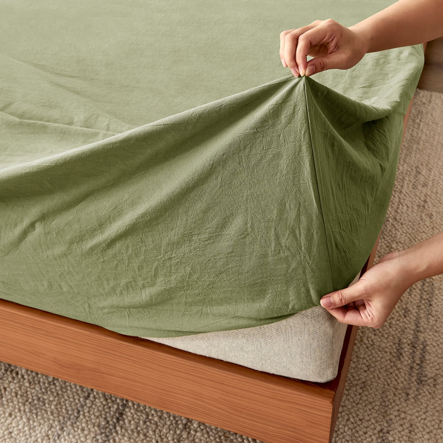 Carmine Cotton Sheet Set