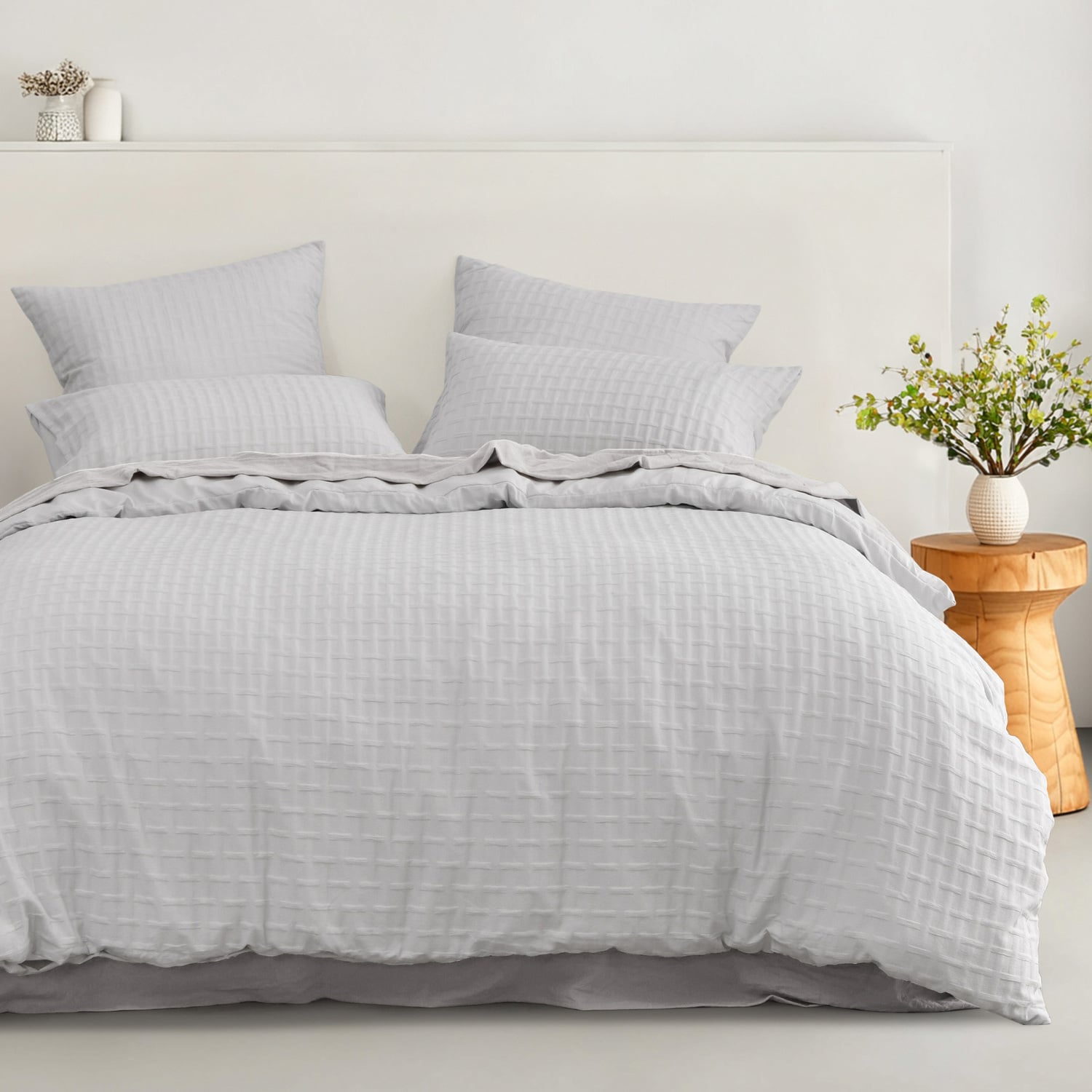 Iris-Jacquard-Quilt-Cover-Set