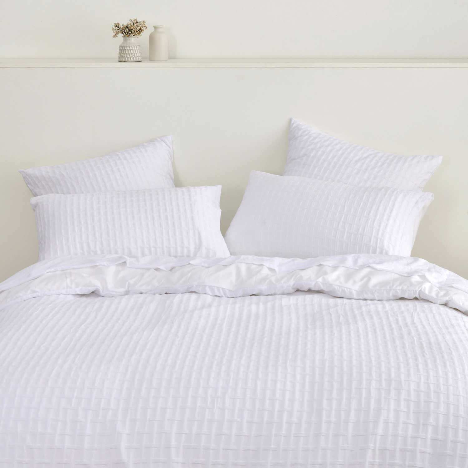 Iris-Jacquard-Quilt-Cover-Set