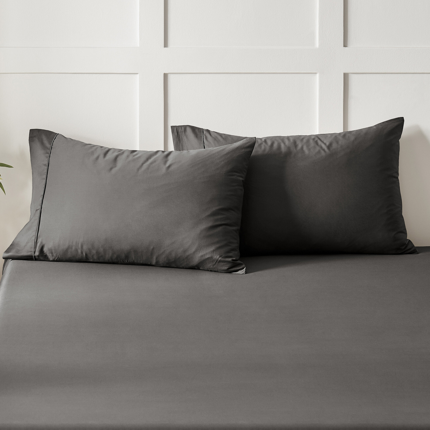 Gavin Cotton Sateen Pillowcases