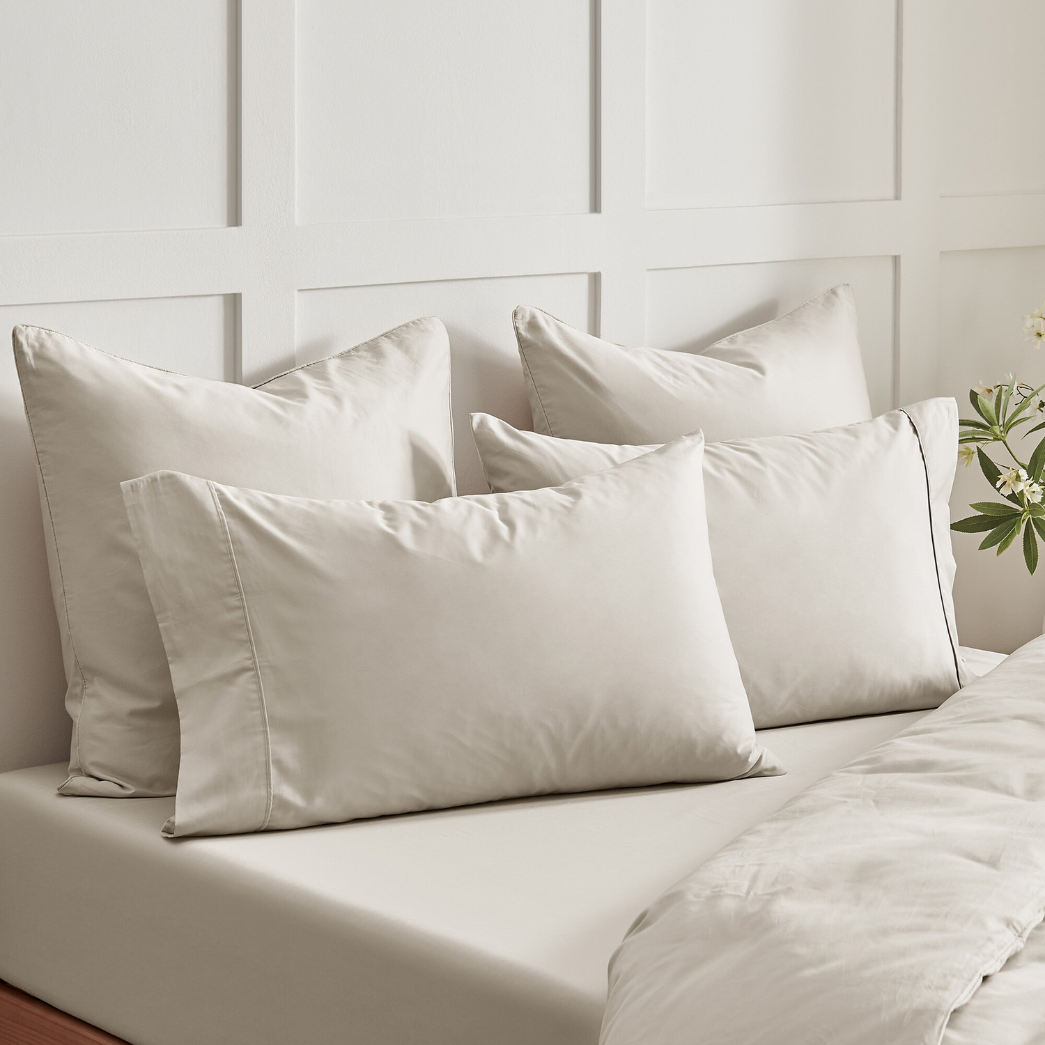 Gavin Cotton Sateen Pillowcases