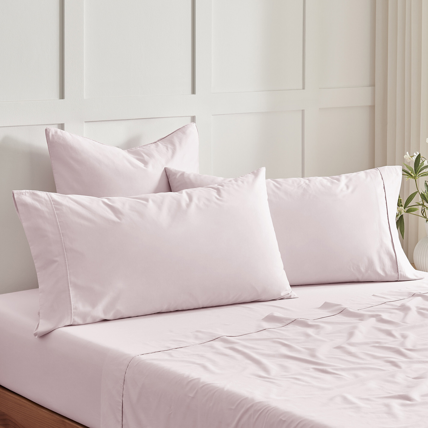 Gavin Cotton Sateen Pillowcases