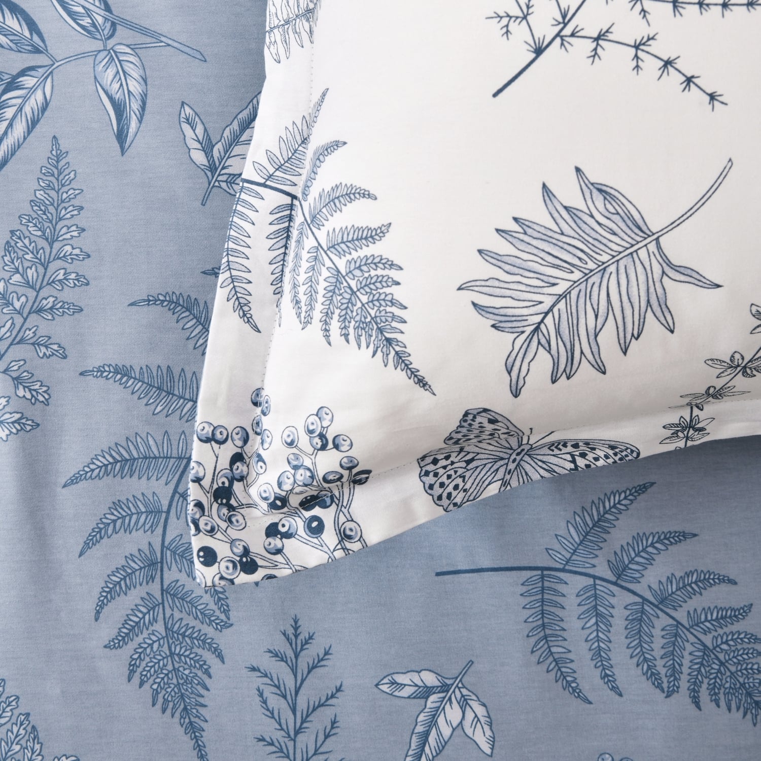 Daphne Cotton Sateen Reversible Quilt Cover