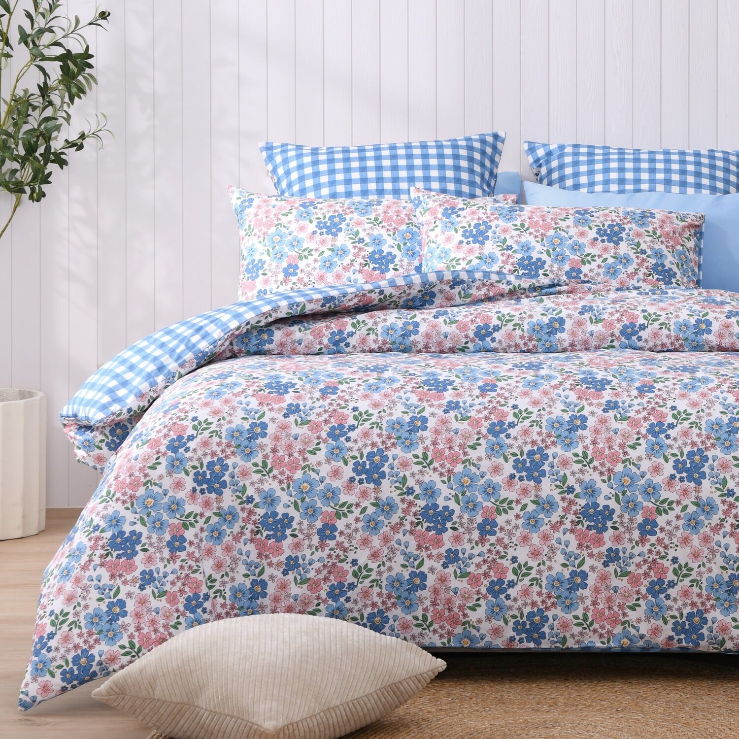 Vanya Cotton Percale Reversible European Pillowcases