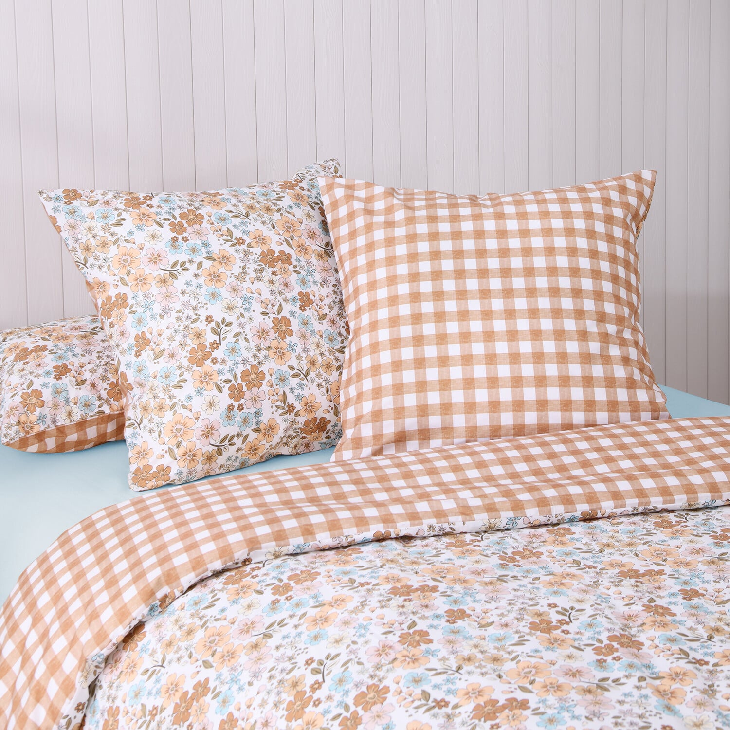 Vanya Cotton Percale Reversible European Pillowcases