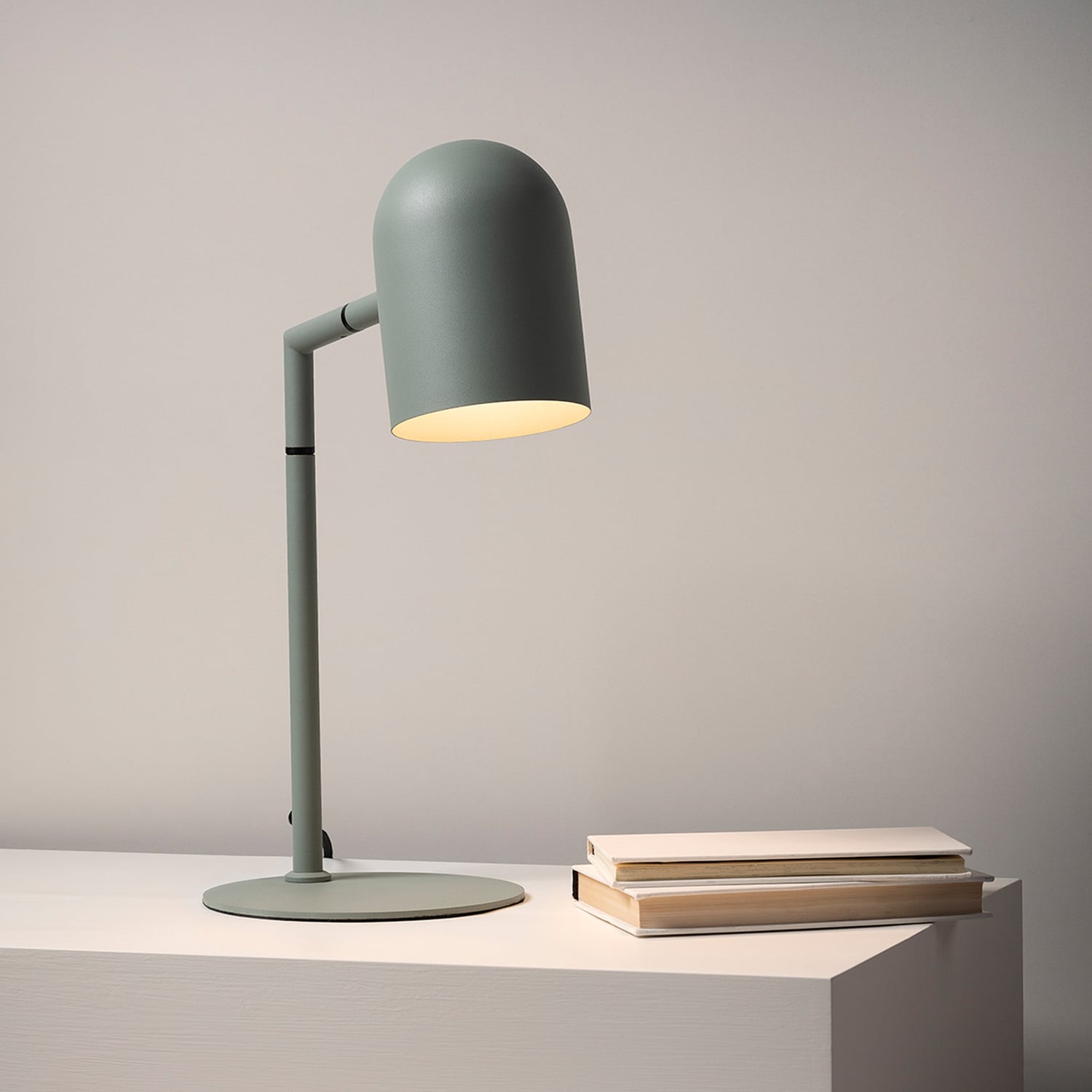 Shia Metal Table Lamp