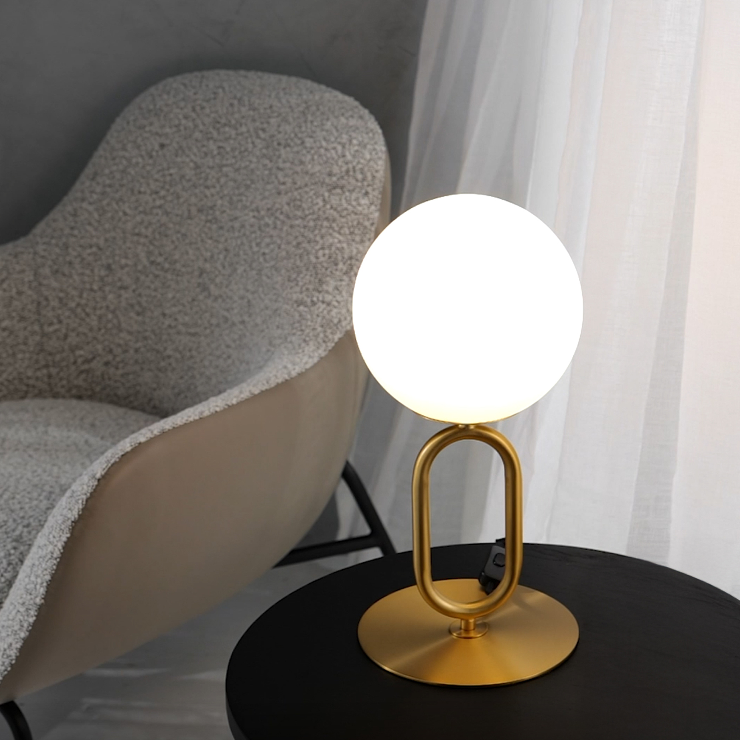 Aspen Frosted Glass Table Lamp