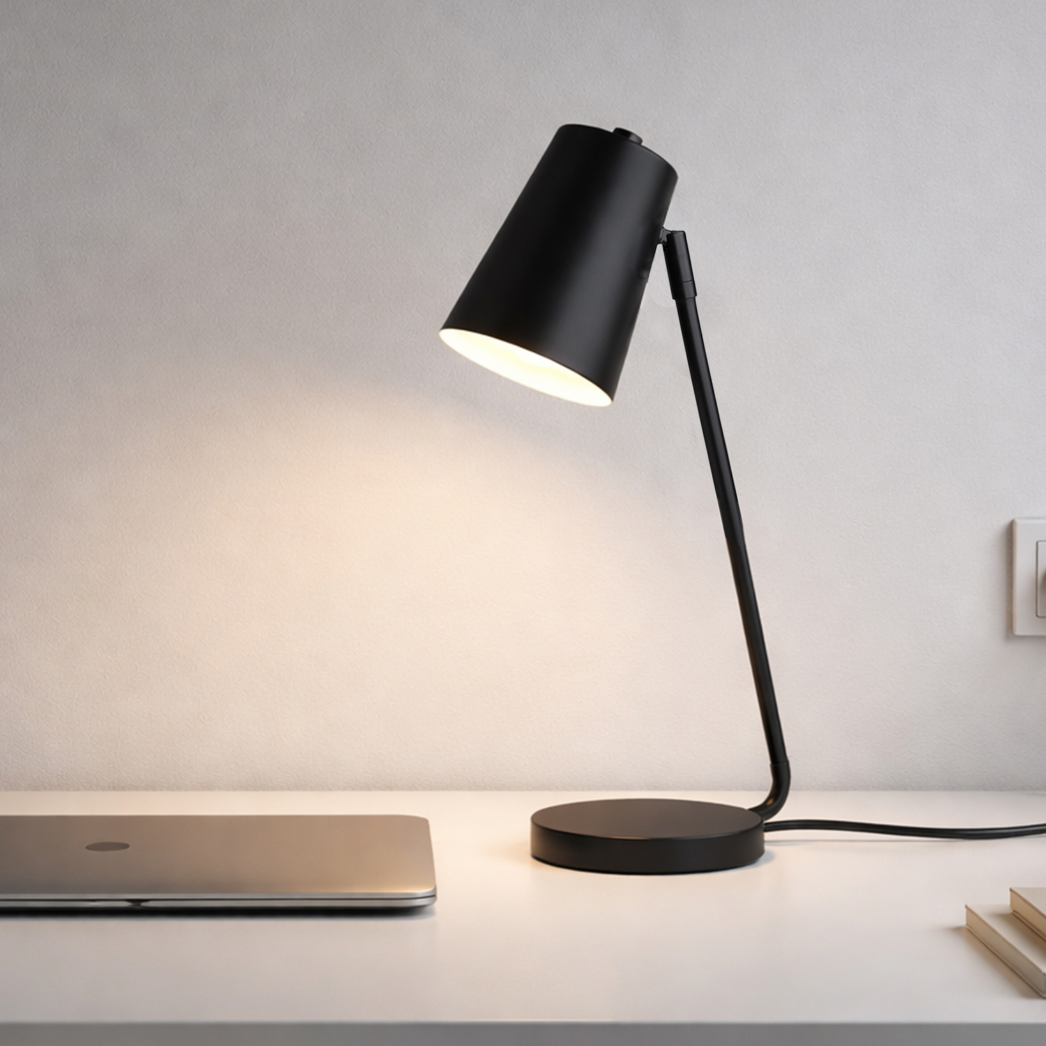 Marlow Metal Tiltable Desk Lamp