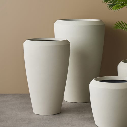 2 Piece Theron Tall Planter Set