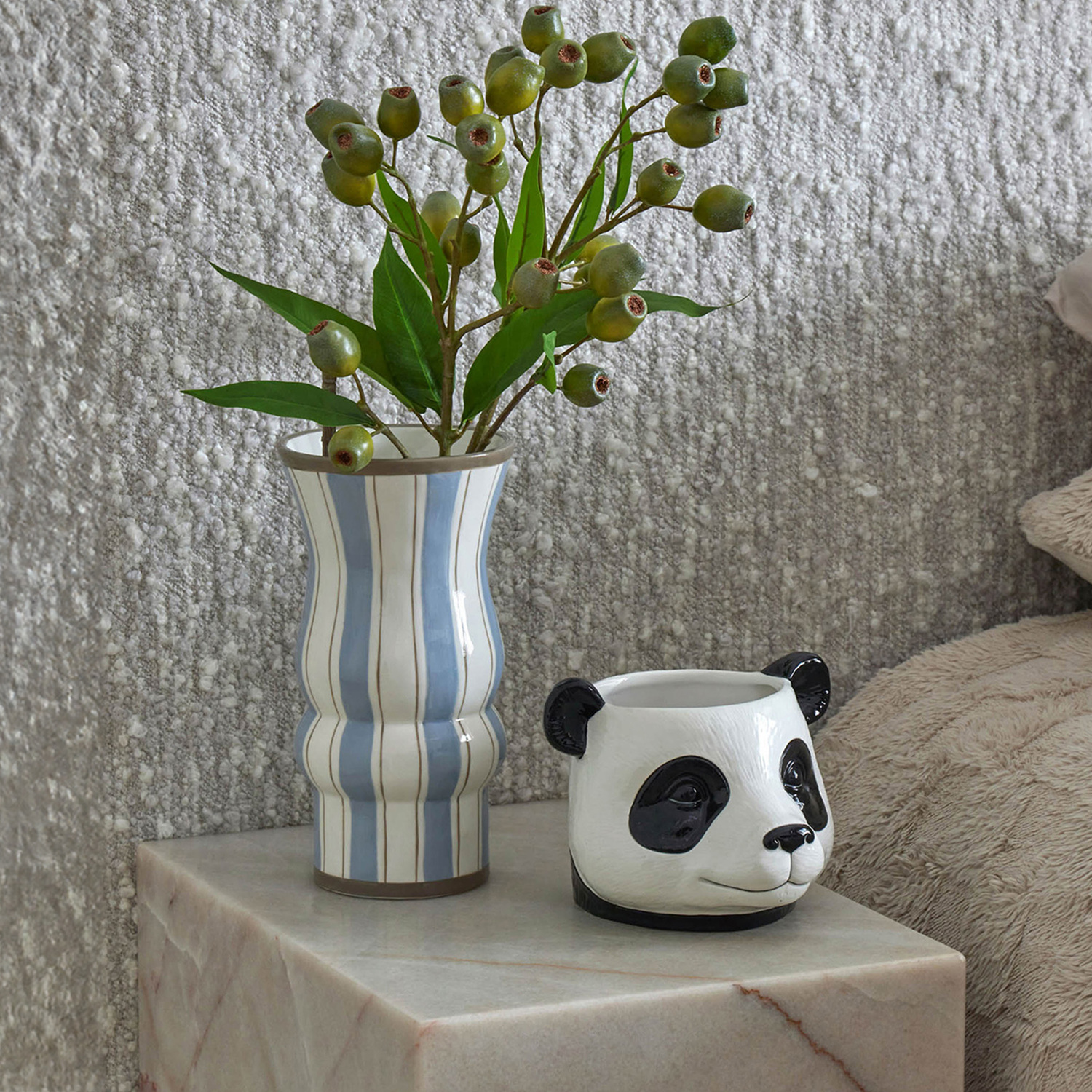 Cleio Dolomite Vase