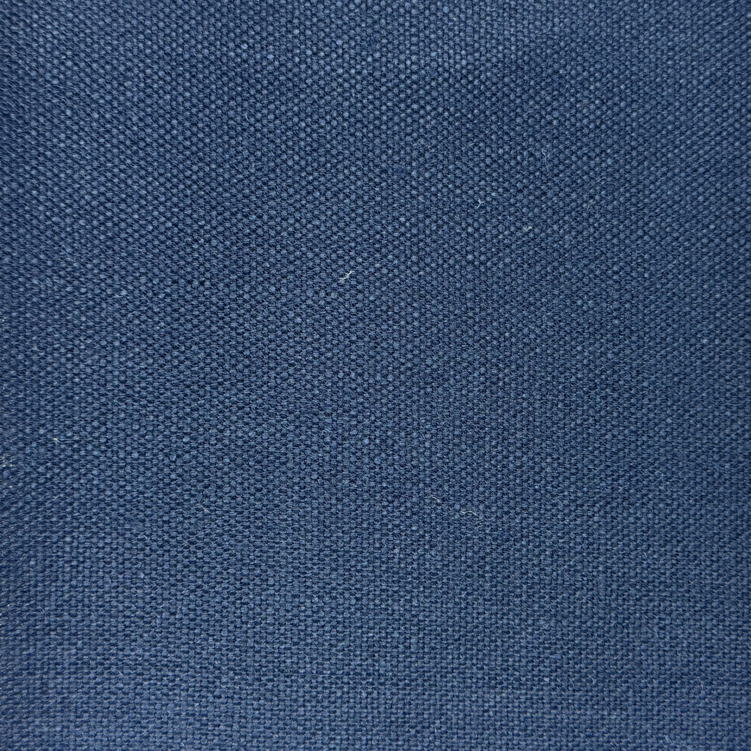 Small-Chelsea-Linen-Blanket-Box