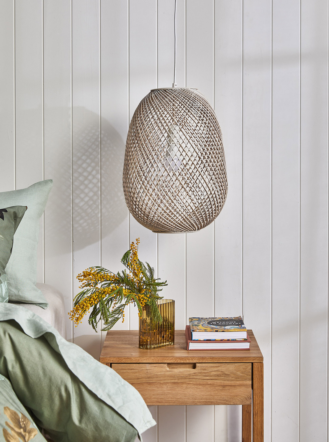 Rustic-Olwen-Oak-Wood-Bedside-Table