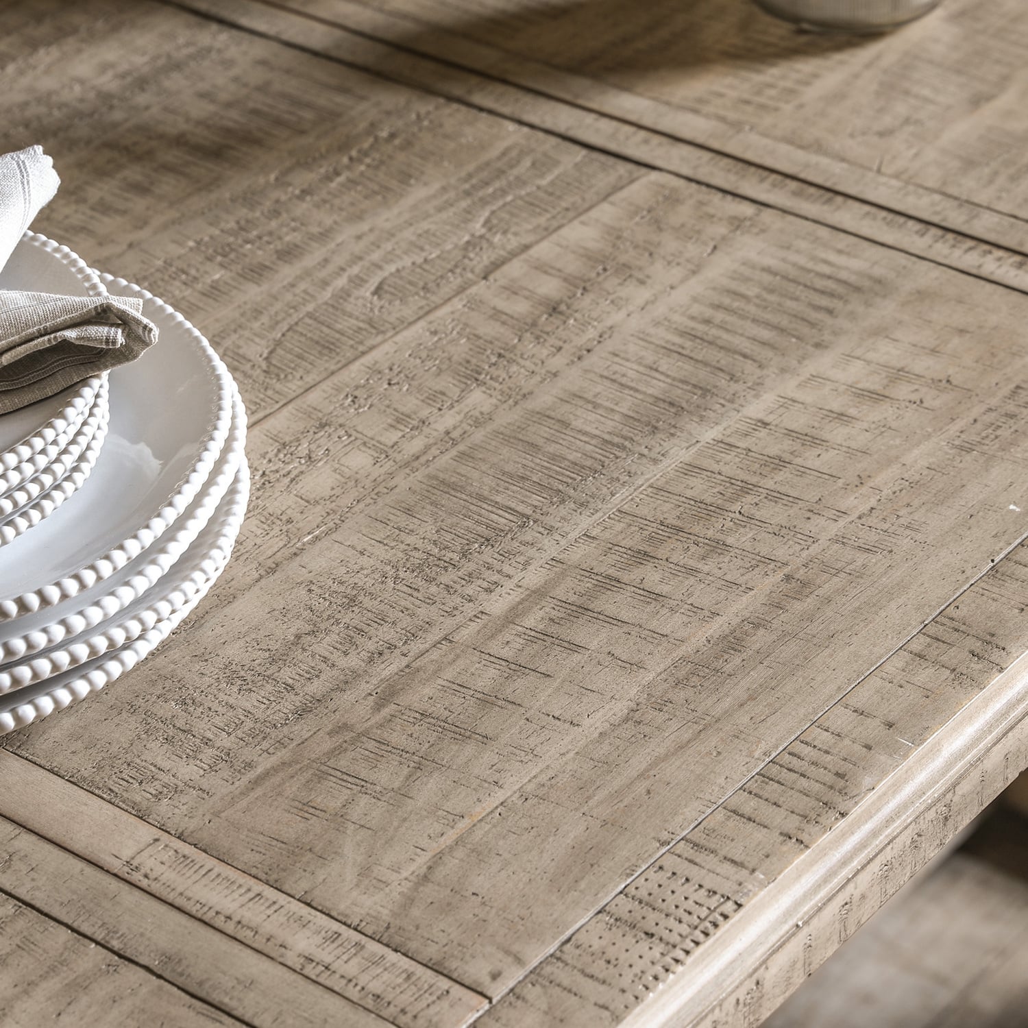 Noelia Extendable Dining Table