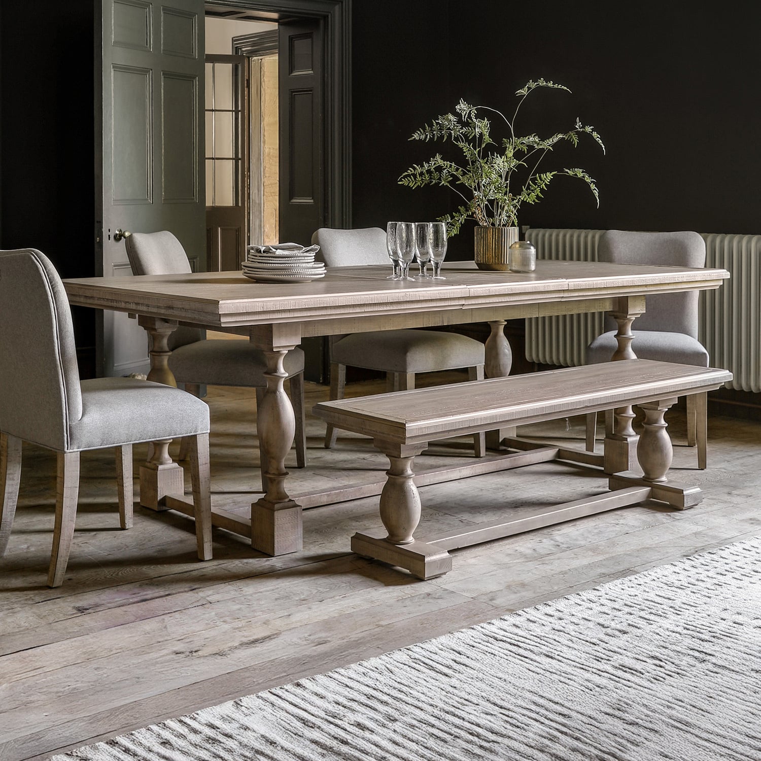 Noelia Extendable Dining Table