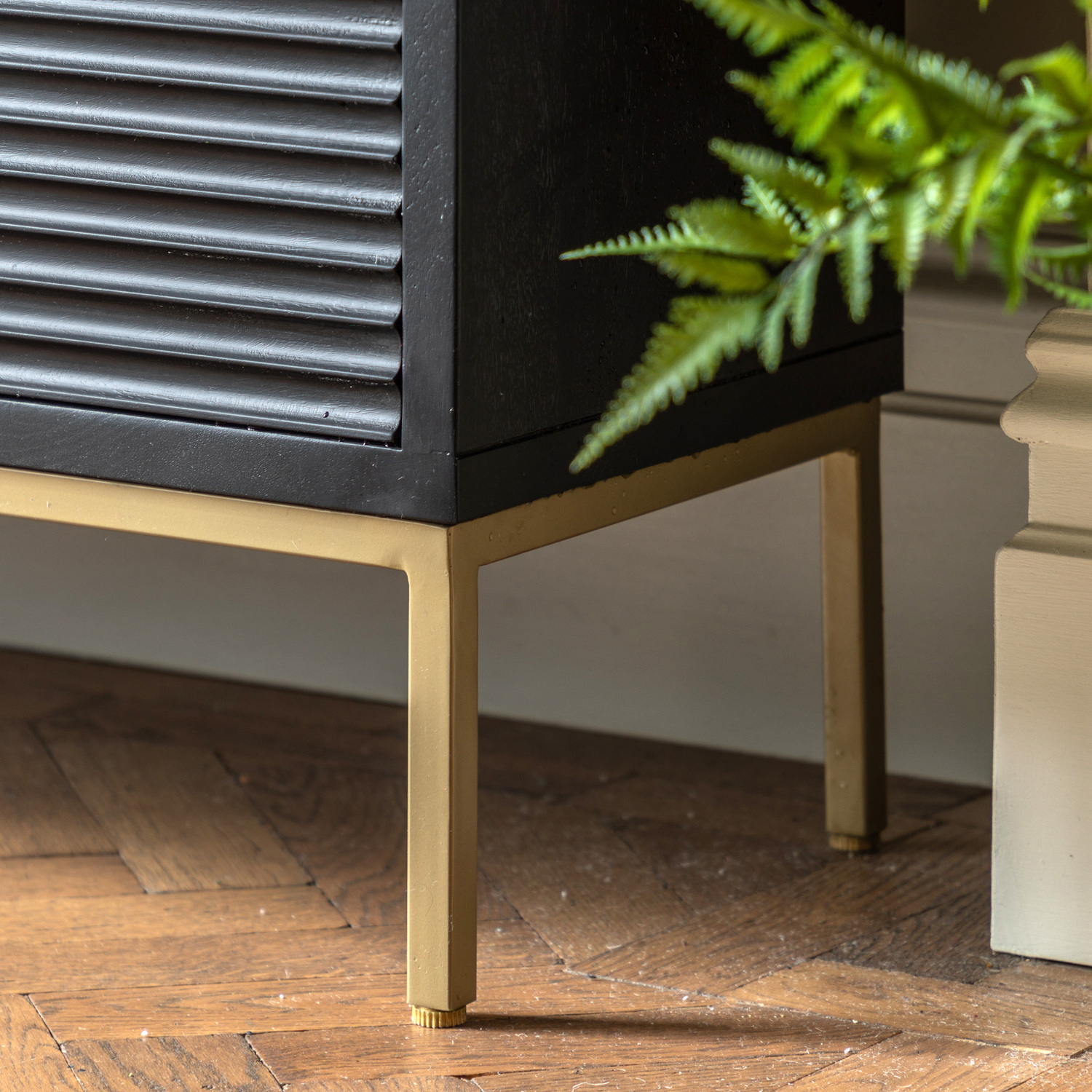 Rhys 2 Door Display Cabinet