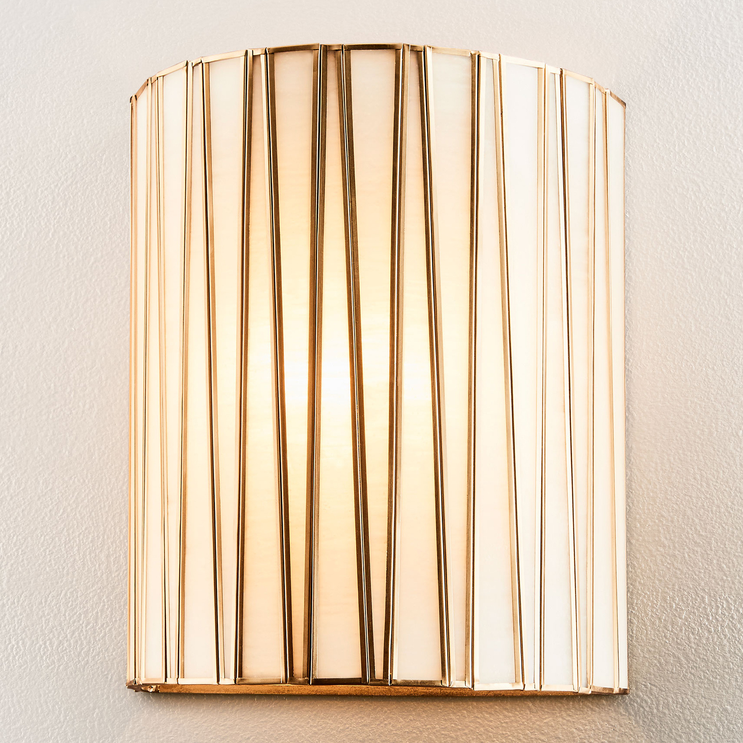 Farah Wall Light