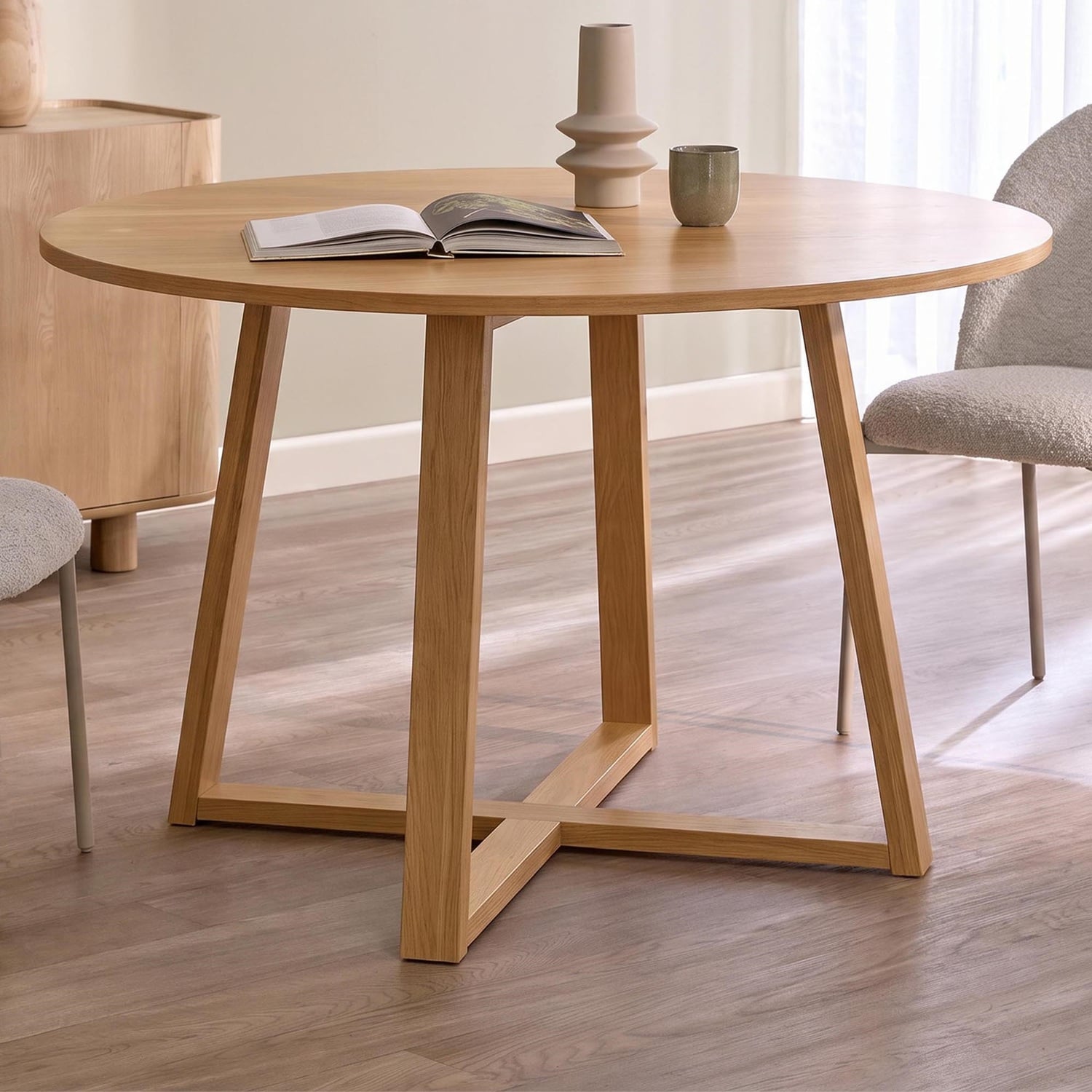 Olwen Oak Wood Round Dining Table
