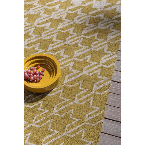 Mustard Houndstooth Outdoor Rug | Temple & Webster