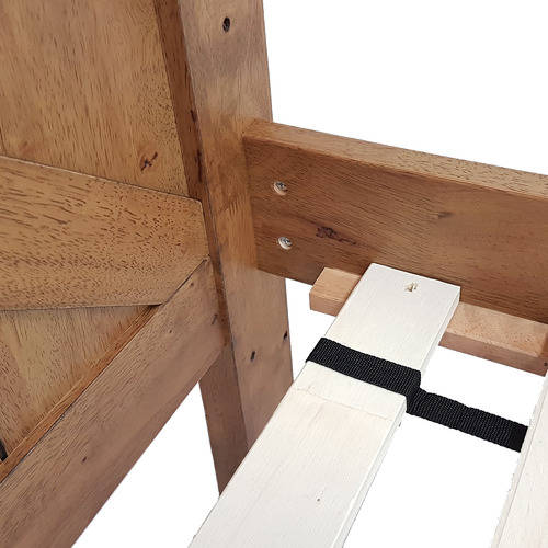 VIC Furniture Smith Rubberwood Bed Temple & ster