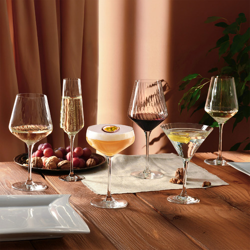Lumi Wine Glasses