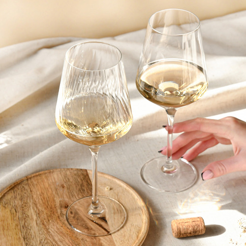 Lumi Wine Glasses